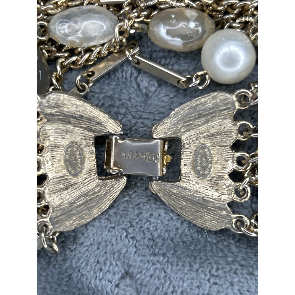 Kramer‎ of New York Vintage Gold Tone Pearl Dangle Charm Bracelet Signed - Picture 4 of 8
